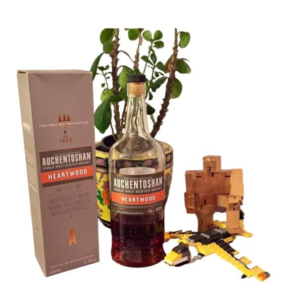 อะไรคือรสชาติและกลิ่นหอมหลักของ Auchentoshan Heartwood?