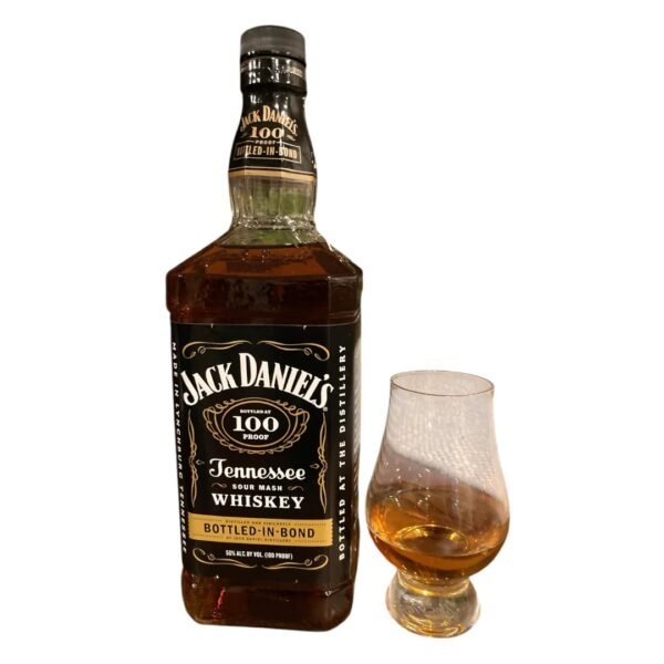 ความแตกต่างระหว่าง Jack Daniels Bottled in Bond กับผลิตภัณฑ์อื่นๆ ของ Jack Daniels คืออะไร?