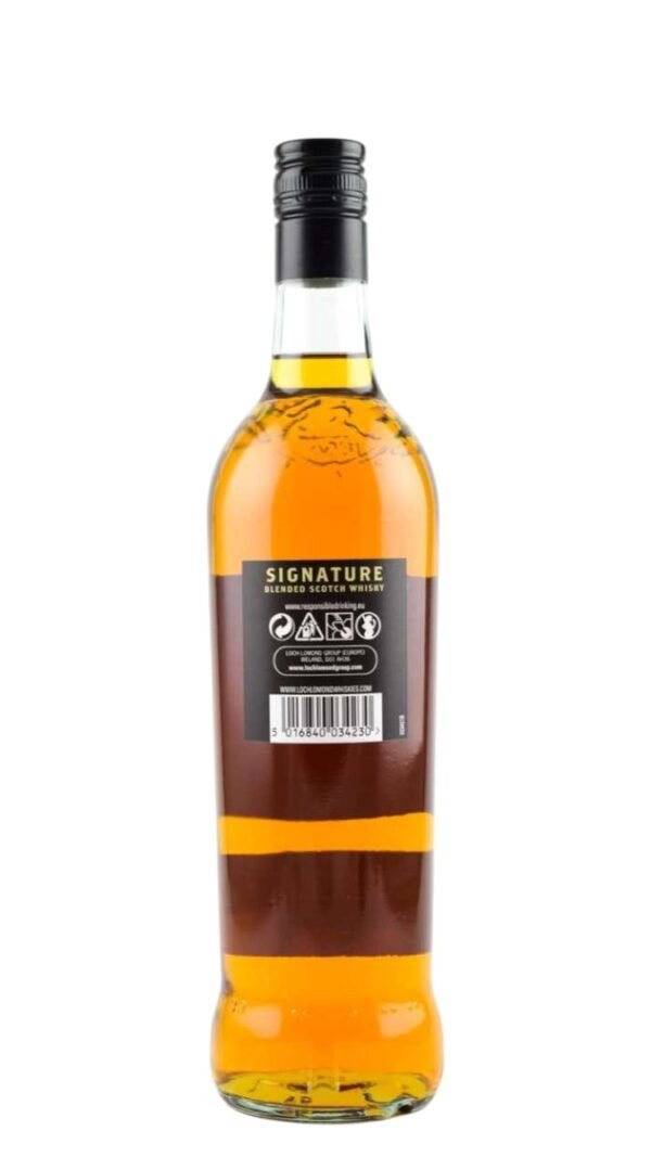 ความแตกต่างระหว่าง Loch Lomond Signature กับผลิตภัณฑ์อื่น ๆ ของ Loch Lomond คืออะไร?
