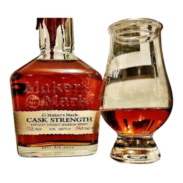 Makers Mark Cask Strength มีความแตกต่างจากเวอร์ชันปกติอย่างไร?