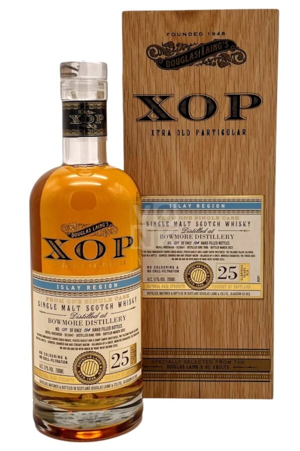 ควรเปรียบเทียบ Douglas Laing XOP Xtra Old Particular Bowmore 25 ปี 1996 กับวิสกี้รุ่นอื่นอย่างไร?