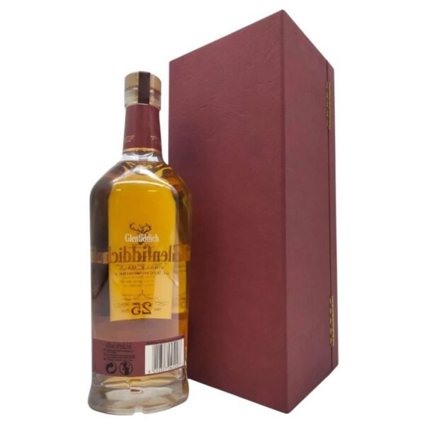 Glenfiddich 25 ปี มีลักษณะการผลิตอย่างไร?