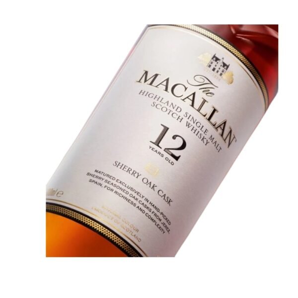 แตกต่างอย่างไรระหว่าง Macallan Sherry Oak และ Macallan Double Cask?