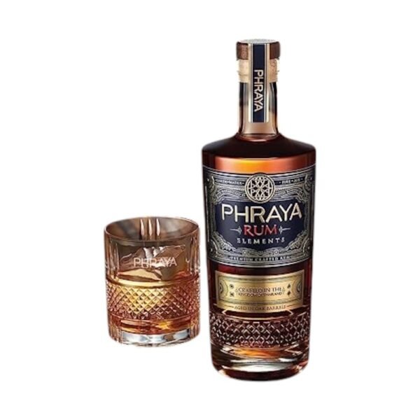 Phraya Rum ใช้ถังไม้โอ๊คชนิดใดในการผลิต?