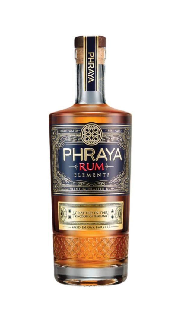 ความแตกต่างระหว่าง Phraya Rum ที่บ่มในถังไม้โอ๊คกับที่ไม่บ่มคืออะไร?