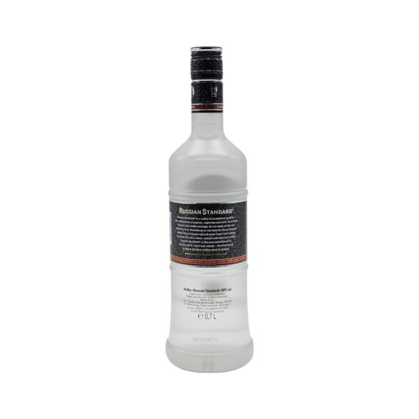 รสชาติและลักษณะเฉพาะของ Pyccknn Ctahoapt Vodka เป็นอย่างไร?