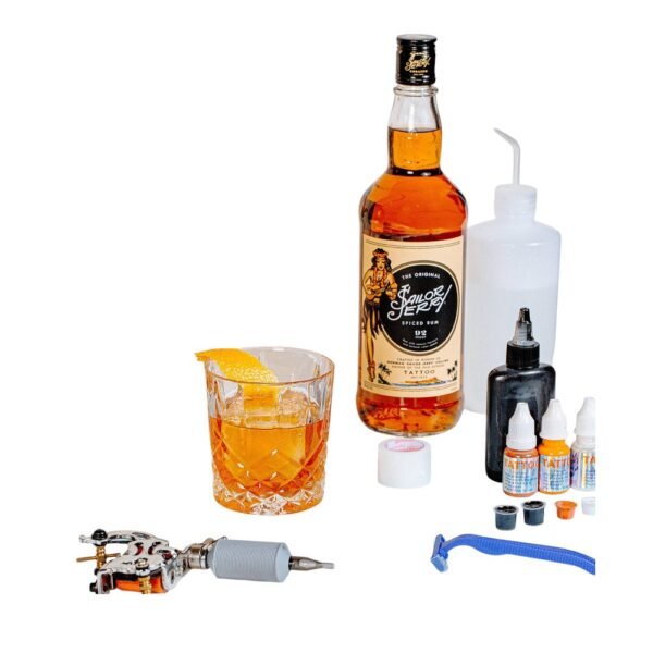 ความแตกต่างระหว่าง Sailor Jerry Spiced Navy Rum กับรัมประเภทอื่นคืออะไร?