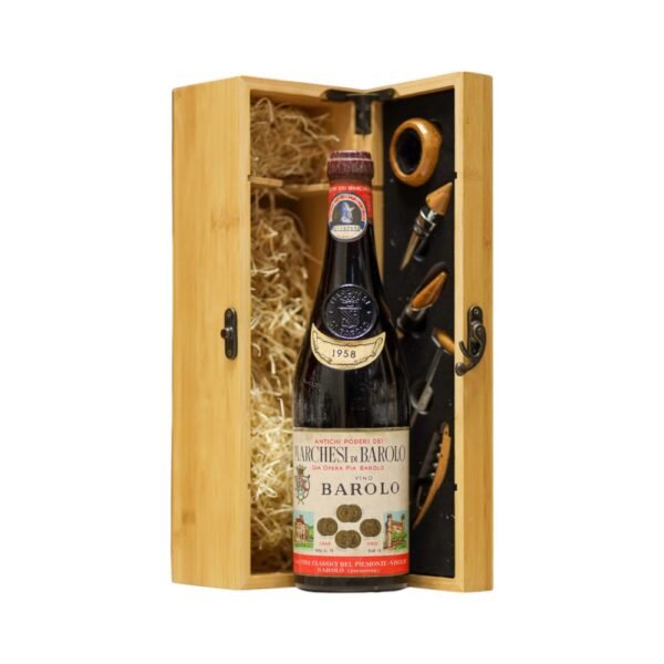 องุ่นพันธุ์ Nebbiolo ที่ใช้ใน 1958 Barolo Marchesi di Barolo มีผลต่อเอกลักษณ์ของไวน์อย่างไร?
