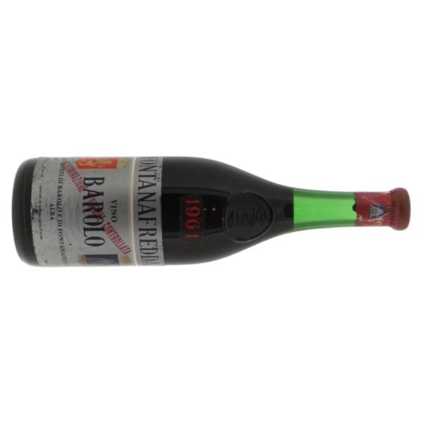 1961 Barolo Fontanafredda มีรสชาติและกลิ่นโน้ตที่โดดเด่นอย่างไร?