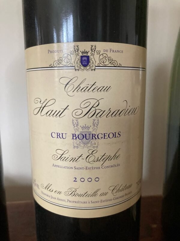 Chateau Haut Baradieu แบรนด์ 🍾,