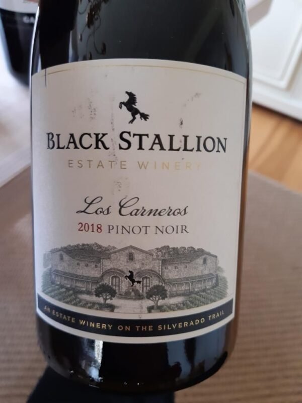 Los Carneros Black Stallion Pinot Noir ราคาถูก 💸,